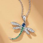 Collier Pendentif Libellule Élégant - Zircons Colorés